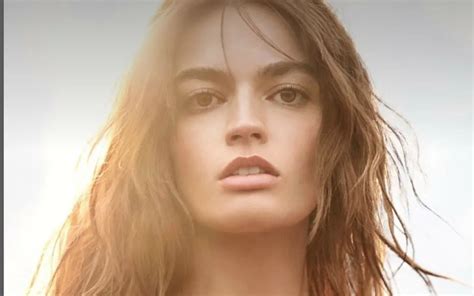 burberry werbung aktuell|Emma Mackey ist das neue Gesicht von Burberry Goddess Eau .